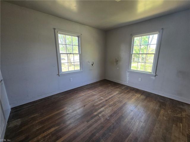 209 Malita ST, Franklin, VA 23851