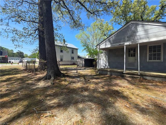 209 Malita ST, Franklin, VA 23851