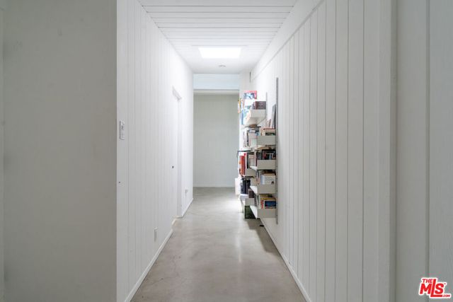 810 Bramble Way, Los Angeles, CA 90049