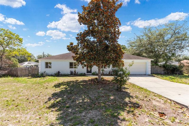 10 PECAN RADIAL TRACE, Ocala, FL 34472