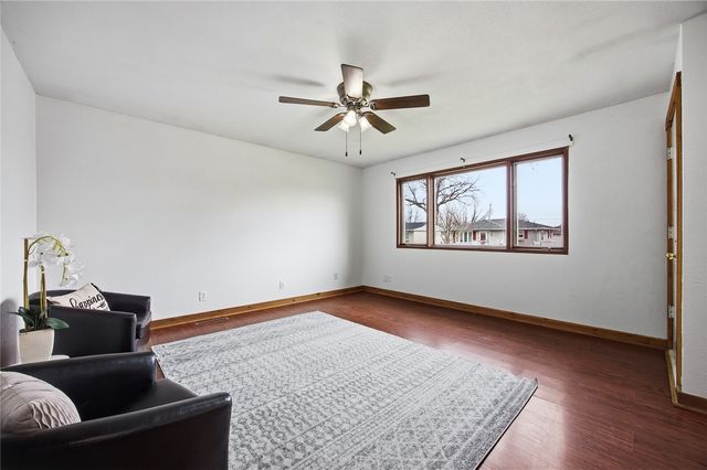 1051 Clifton Street NE, Cedar Rapids, IA 52402