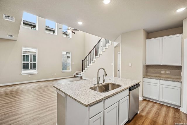 5934 Willow Point, San Antonio, TX 78219