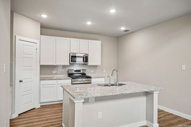 5934 Willow Point, San Antonio, TX 78219