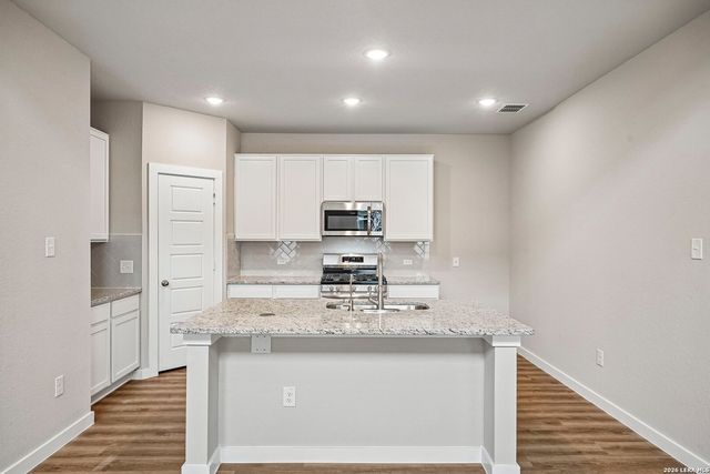5934 Willow Point, San Antonio, TX 78219