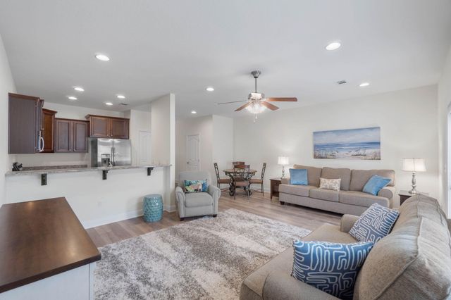 8872 White Ibis Way, Navarre, FL 32566