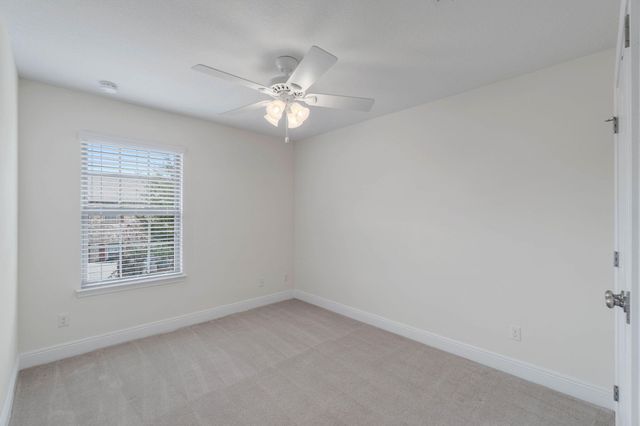 8872 White Ibis Way, Navarre, FL 32566