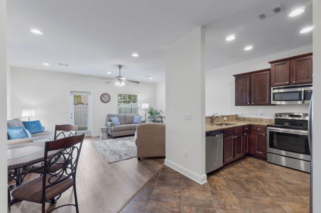8872 White Ibis Way, Navarre, FL 32566