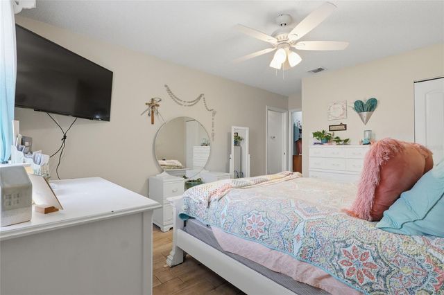 216 GLOUCESTER BOULEVARD 216, Sun City Center, FL 33573