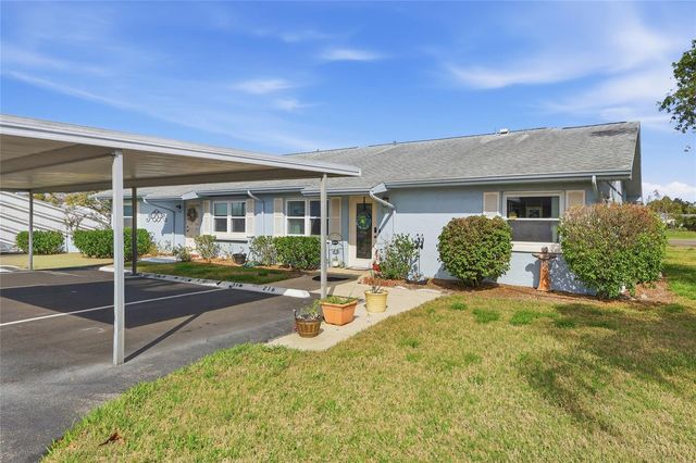 216 GLOUCESTER BOULEVARD 216, Sun City Center, FL 33573