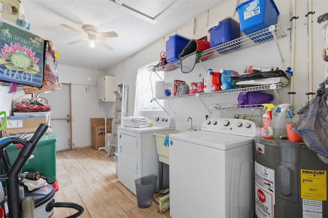 216 GLOUCESTER BOULEVARD 216, Sun City Center, FL 33573