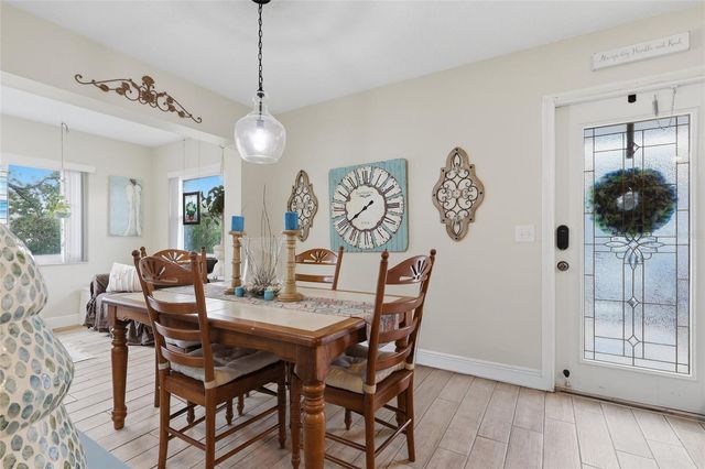 216 GLOUCESTER BOULEVARD 216, Sun City Center, FL 33573