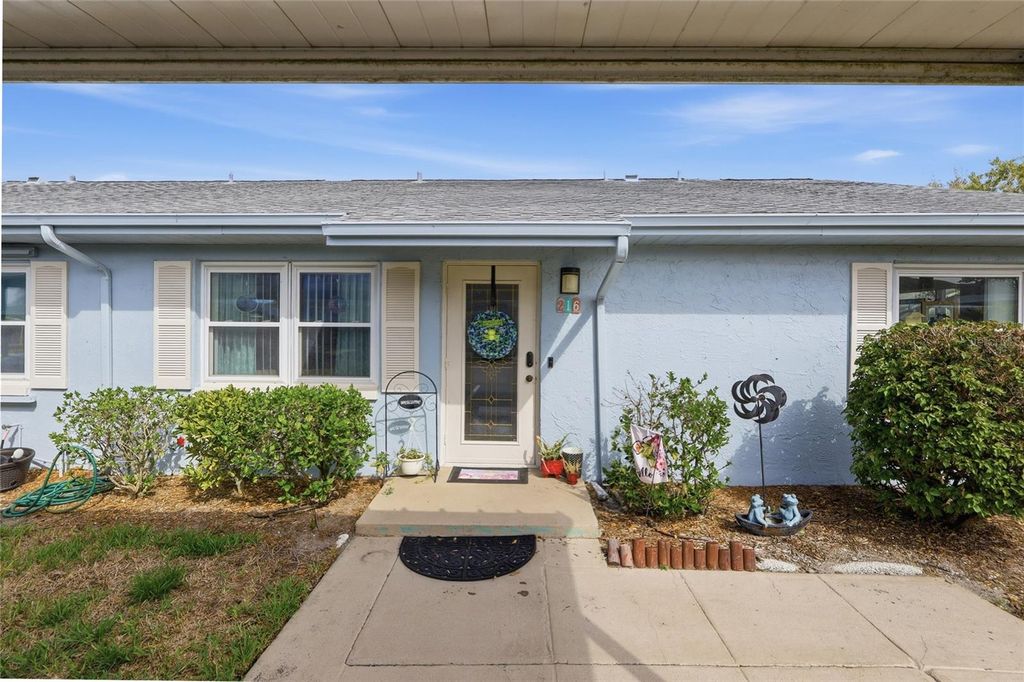 Image 2 of property listing at 216 GLOUCESTER BOULEVARD 216, Sun City Center, FL 33573