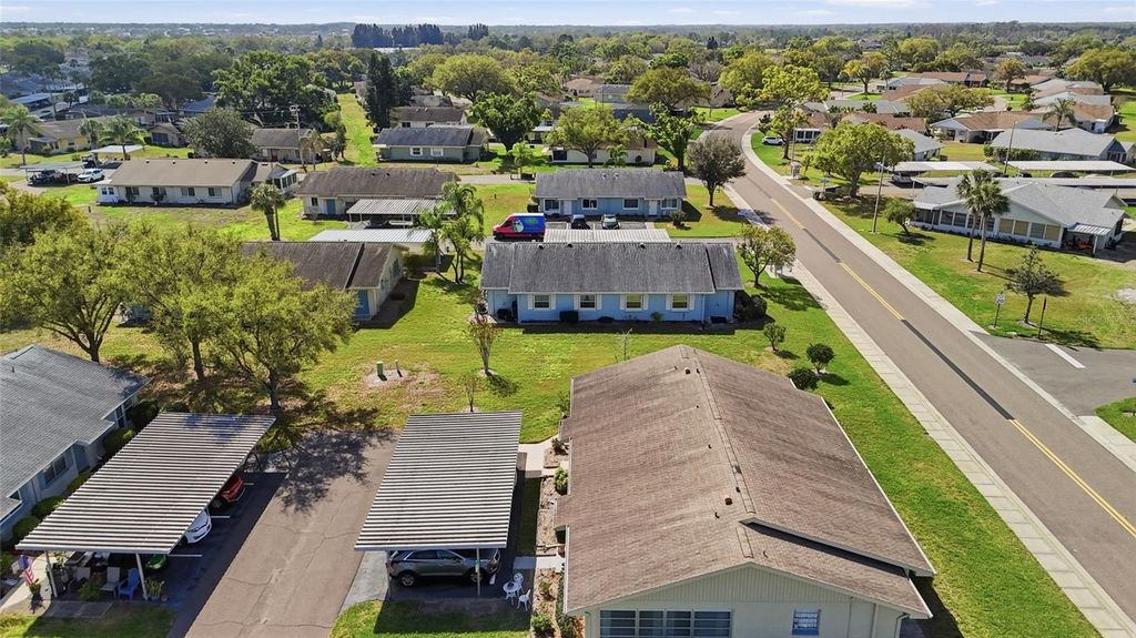 Image 23 of property listing at 216 GLOUCESTER BOULEVARD 216, Sun City Center, FL 33573