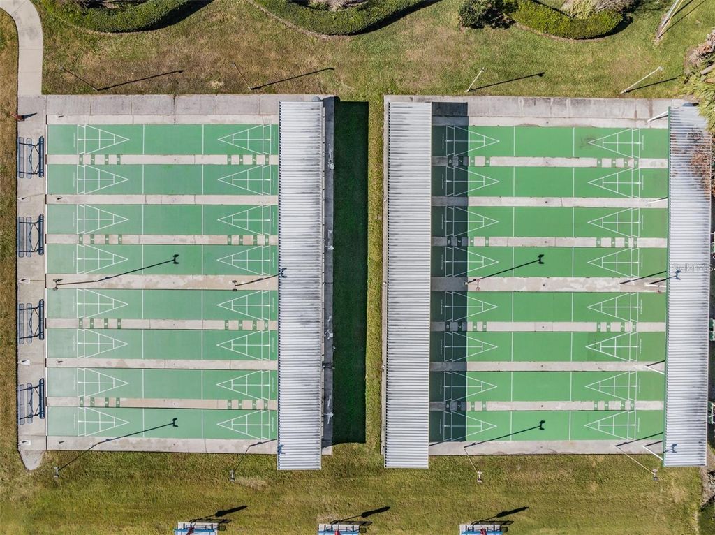 Image 34 of property listing at 216 GLOUCESTER BOULEVARD 216, Sun City Center, FL 33573