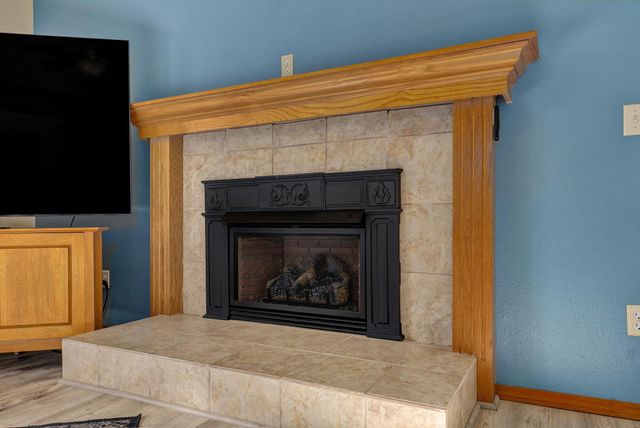 207 N Meadow Street, Nixa, MO 65714