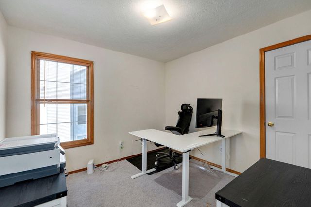 207 N Meadow Street, Nixa, MO 65714