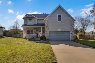 207 N Meadow Street, Nixa, MO 65714