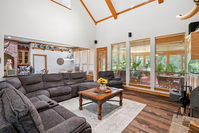 900 Coral Cove, Oak Point, TX 75068