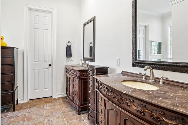 900 Coral Cove, Oak Point, TX 75068