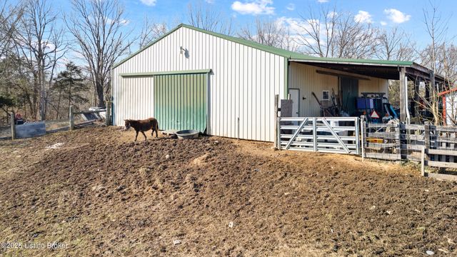 48 Hunters Trace, Taylorsville, KY 40071