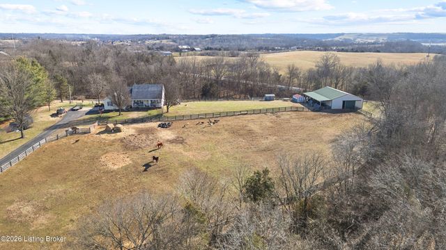 48 Hunters Trace, Taylorsville, KY 40071
