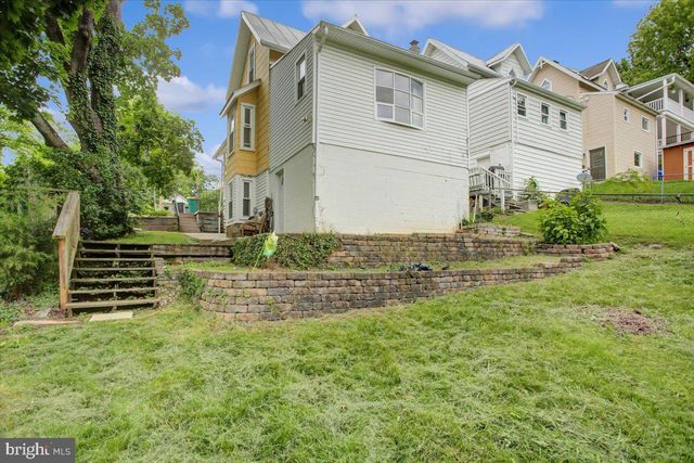 125 COTTAGE STREET, Waynesboro, PA 17268