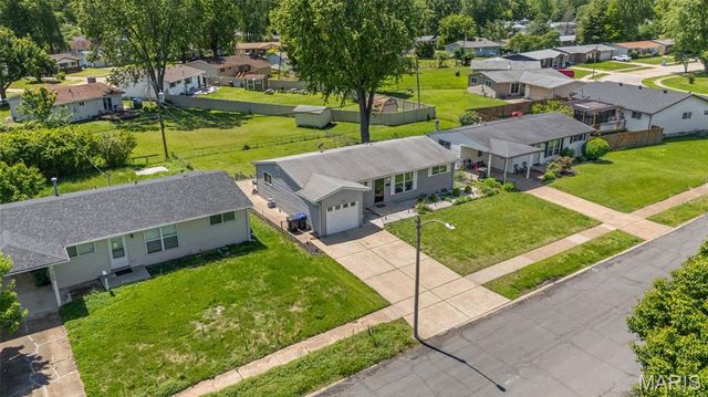 1170 Verlene Drive, Florissant, MO 63031
