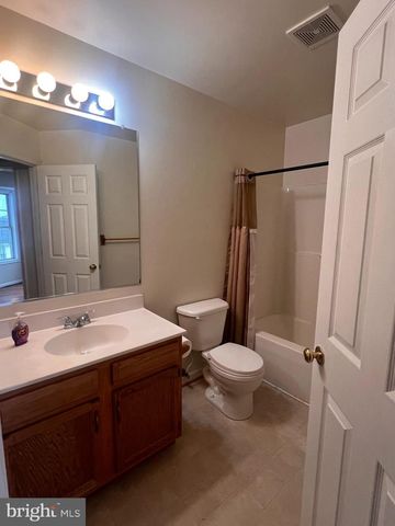 121 N MARSHALL ST, Ranson, WV 25438