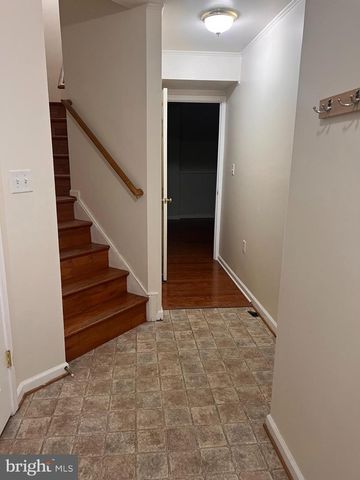 121 N MARSHALL ST, Ranson, WV 25438