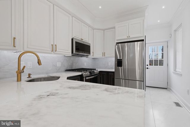 27 BIRCKHEAD ST, Baltimore, MD 21230