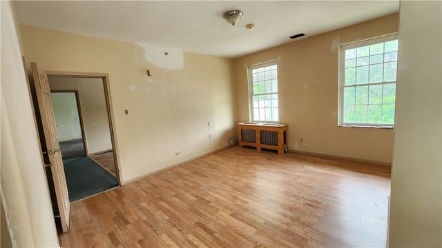 5347 Brightwood Rd, Bethel Park, PA 15102