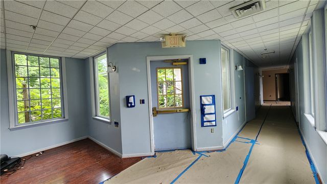 5347 Brightwood Rd, Bethel Park, PA 15102