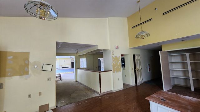 5347 Brightwood Rd, Bethel Park, PA 15102