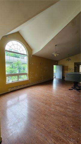 5347 Brightwood Rd, Bethel Park, PA 15102