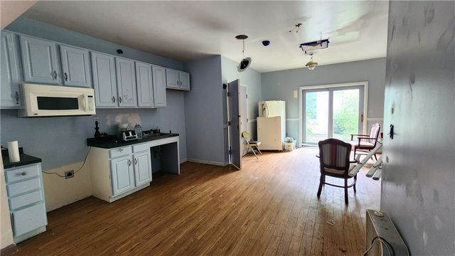 5347 Brightwood Rd, Bethel Park, PA 15102