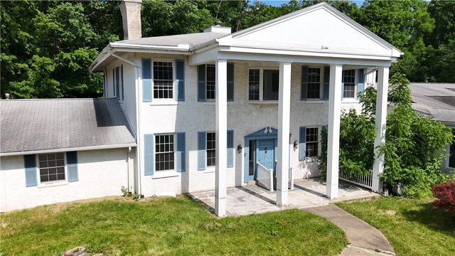 5347 Brightwood Rd, Bethel Park, PA 15102