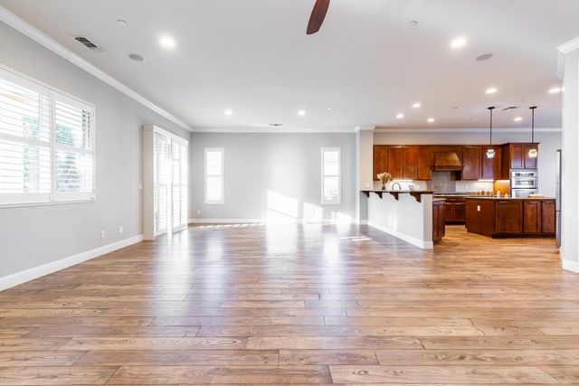 2141 Knollwood Ct, Manteca, CA 95336