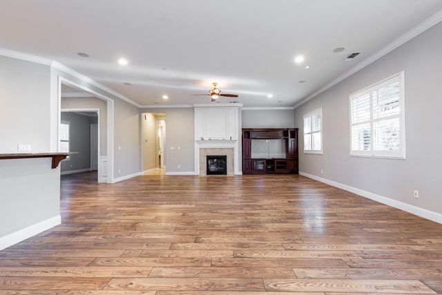 2141 Knollwood Ct, Manteca, CA 95336