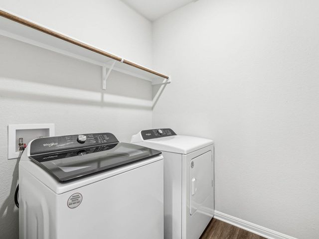 156 Sleep HOLW, Jarrell, TX 76537