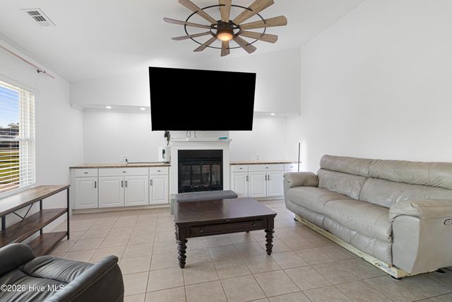 3103 Old Gate Road, Morehead City, NC 28557