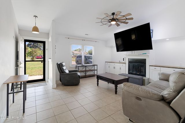 3103 Old Gate Road, Morehead City, NC 28557