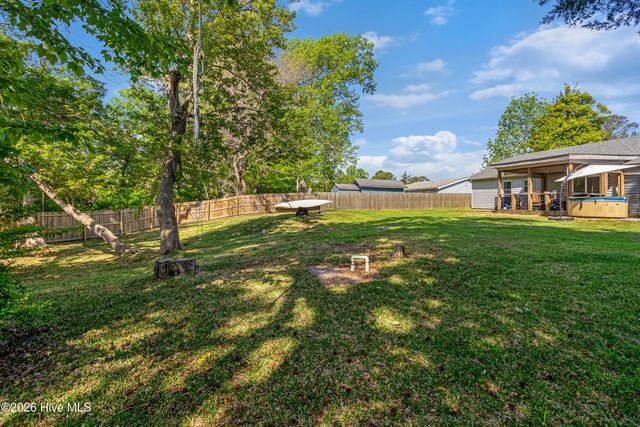 3103 Old Gate Road, Morehead City, NC 28557