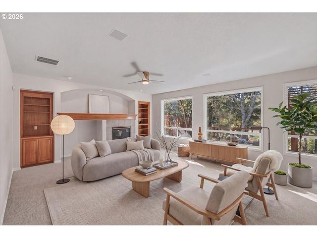 6009 Sw GRAND OAKS Dr, Corvallis, OR 97333