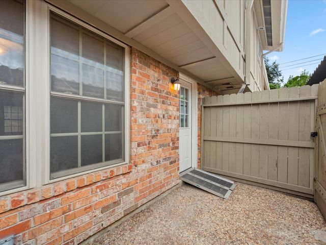 515 Tallowood Road 61, Houston, TX 77024