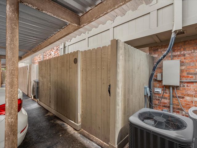 515 Tallowood Road 61, Houston, TX 77024