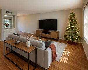 515 Tallowood Road 61, Houston, TX 77024