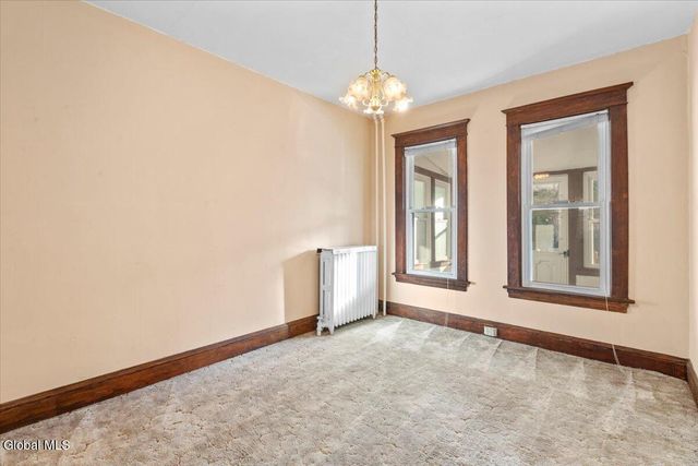 15 Alden Avenue, Albany, NY 12209