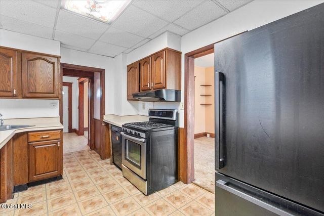 15 Alden Avenue, Albany, NY 12209