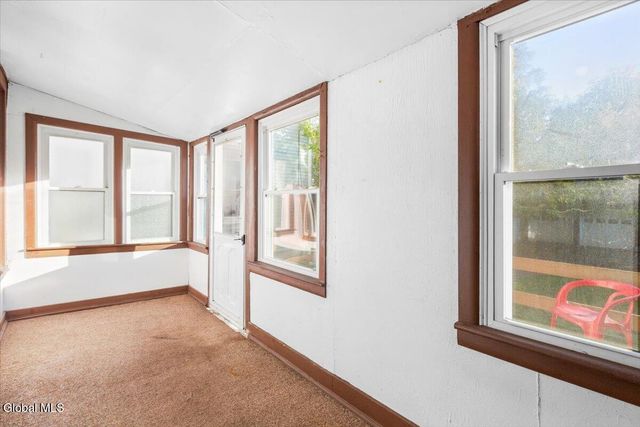 15 Alden Avenue, Albany, NY 12209