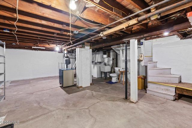 15 Alden Avenue, Albany, NY 12209